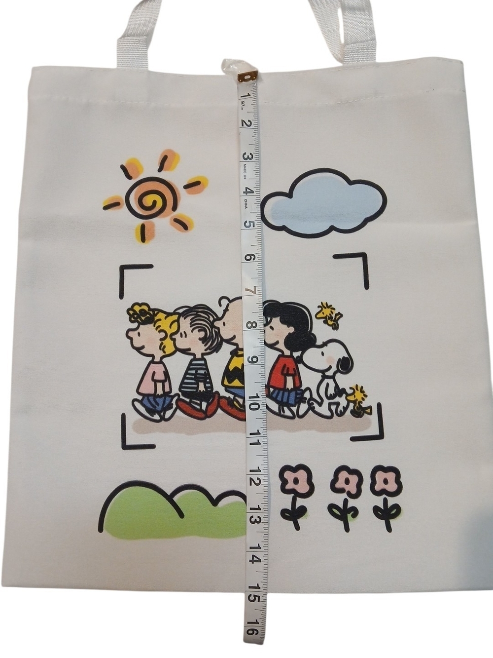 Peanuts - NWOT Charlie Brown, Snoopy, & The Entire Crew On This Eco. Canvas Bag - Picture 6 of 12